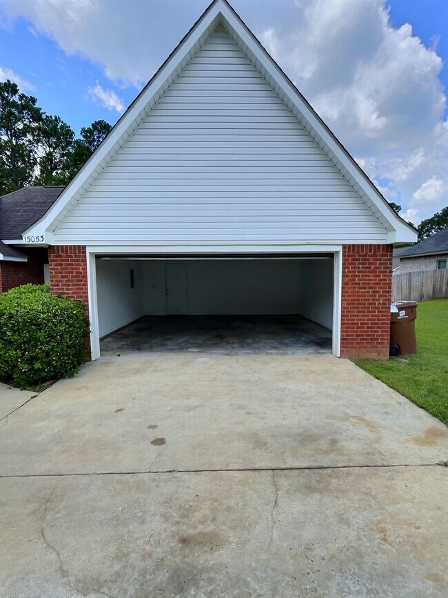 Foto del edificio - 3/2 home in the Audubon Lake Subdivision in Gulfport, MS
