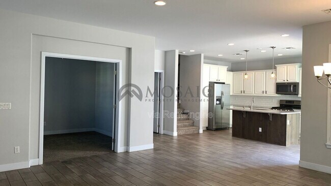 Building Photo - 2624 S Tobin