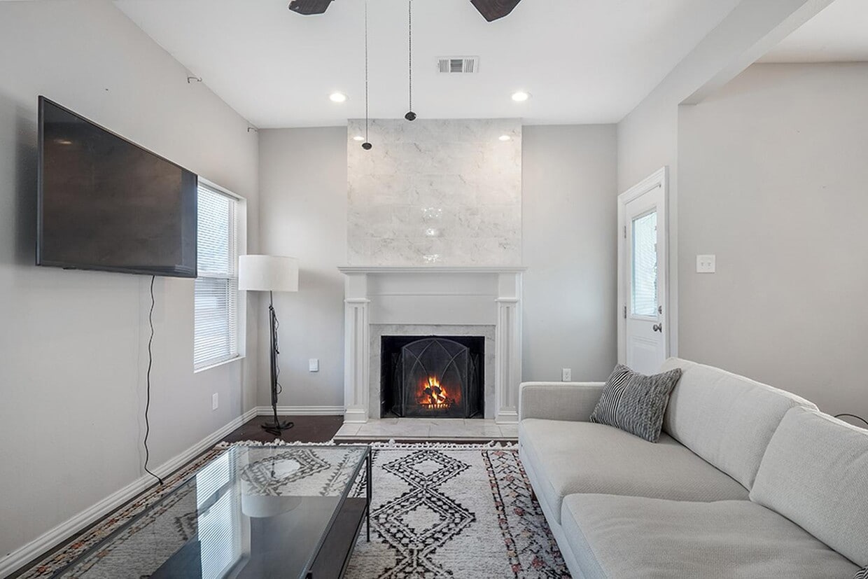 Photo - 745 W Brooklyn Ave