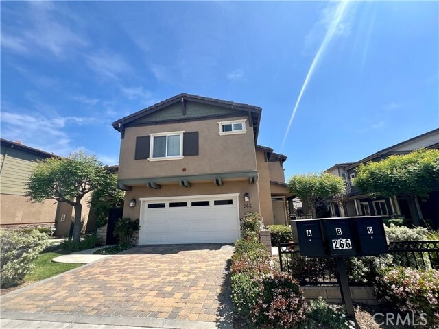 Foto del edificio - 266 S Redwood Ave