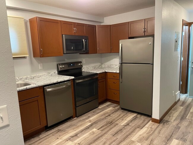 Building Photo - 1686 La Mar Dr
