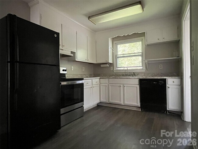Foto del edificio - 4024 Abbeydale Dr
