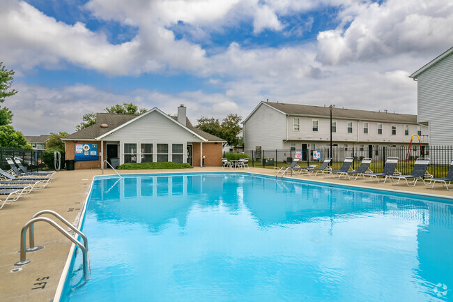 Outdoor Pool - River Valley