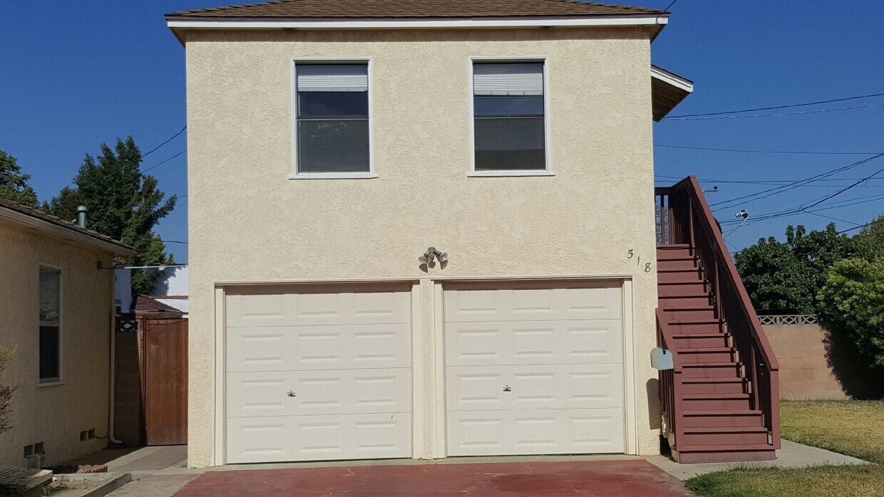 Primary Photo - Pleasant Studio unit above Garage