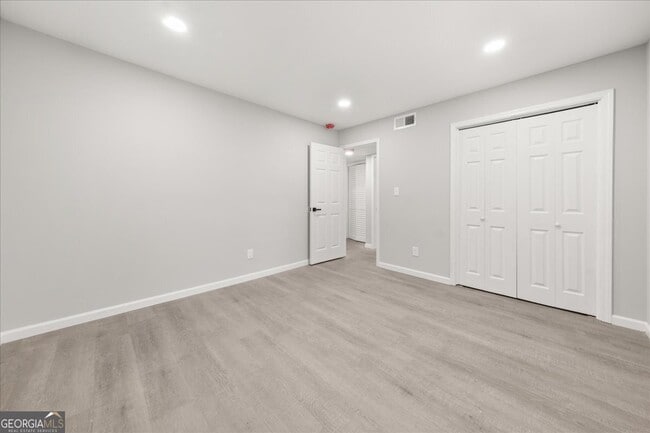 Foto del edificio - 2637 Lester St