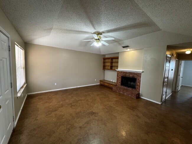 Foto del edificio - Duplex Across The Street From Park & Minut...