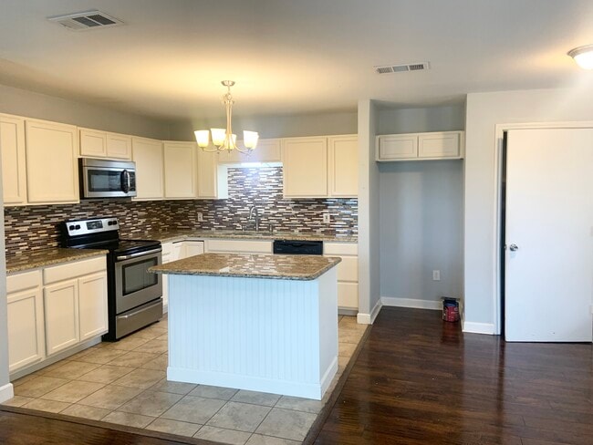 Building Photo - 8918 FM148