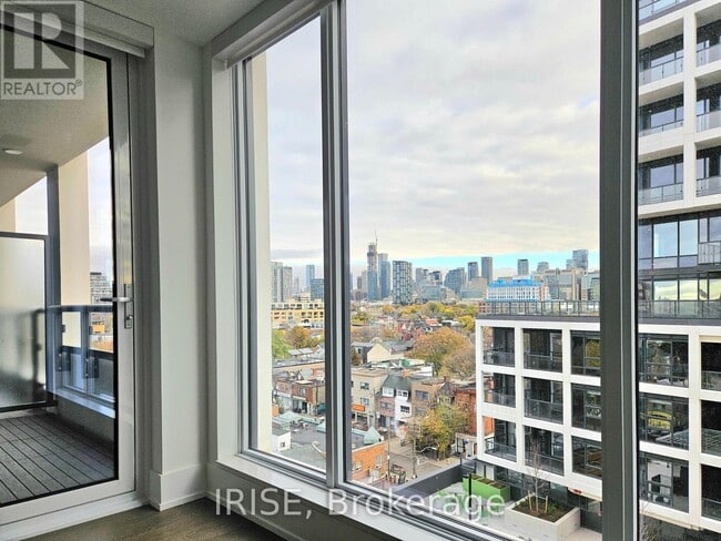 Building Photo - 115 Denison Ave