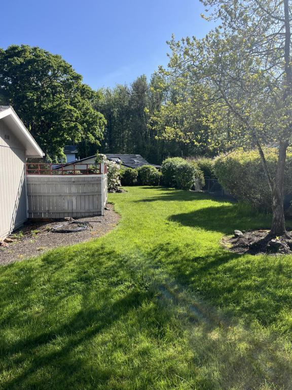 Building Photo - 1395 NW Twins Ln Building Photo - 1395 NW Twins Ln