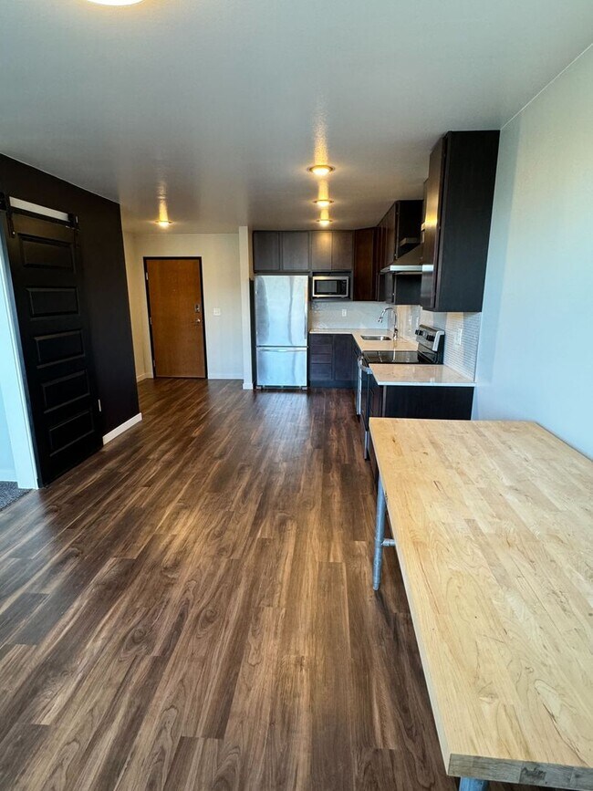 Foto del edificio - Your Next Home Awaits at Area 57 Apartments!