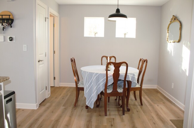 Foto del edificio - 10022 Agate Ln