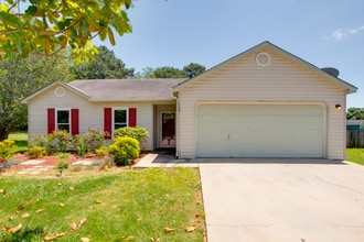 Building Photo - 238 Barberry Ln