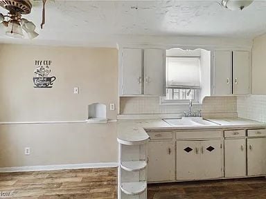 Foto del edificio - 16918 Glendale Ave