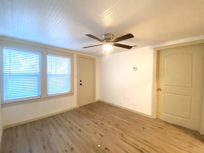 Building Photo - 2177 Weston Way