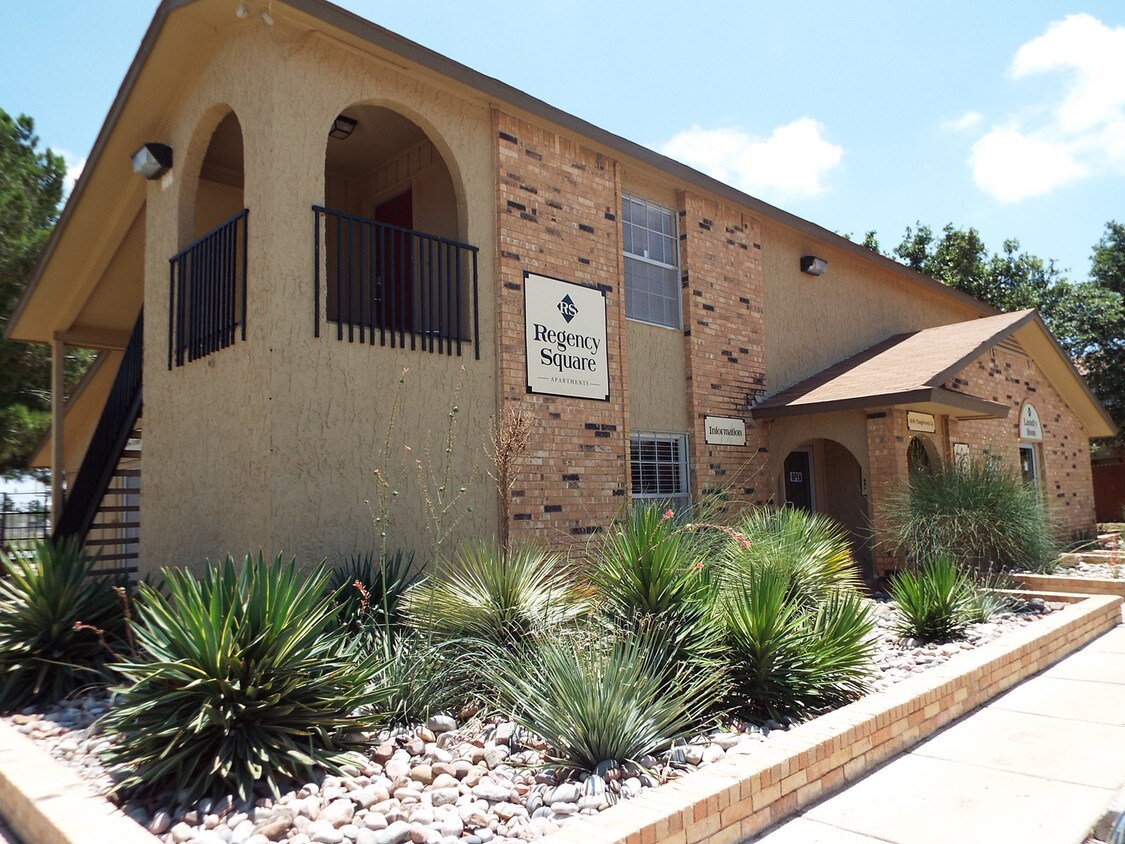 4100 Tanglewood Ln, Odessa, TX 79762 Townhome Rentals in Odessa TX