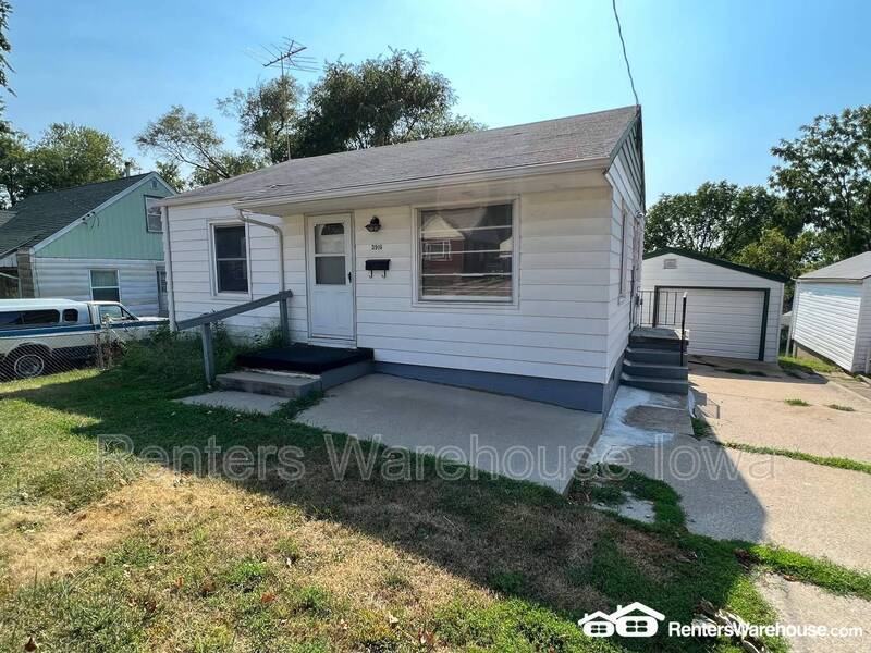 3916 15th St, Des Moines, IA 50313 House Rental in Des Moines, IA