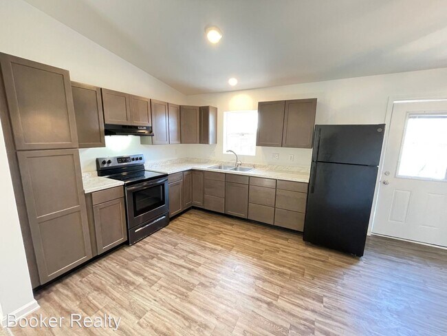 Building Photo - 3 br, 2 bath House - 810 S 18th St