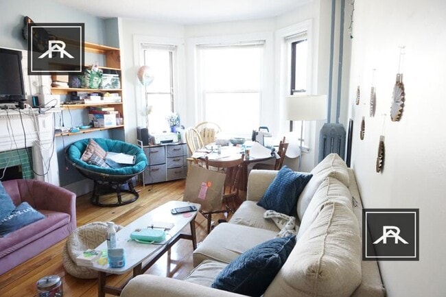 Foto del edificio - 4 bedroom in Allston MA 02134