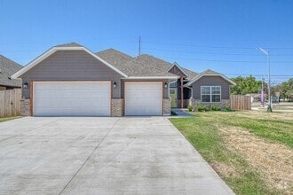 Building Photo - 600 Smt Pt Ln