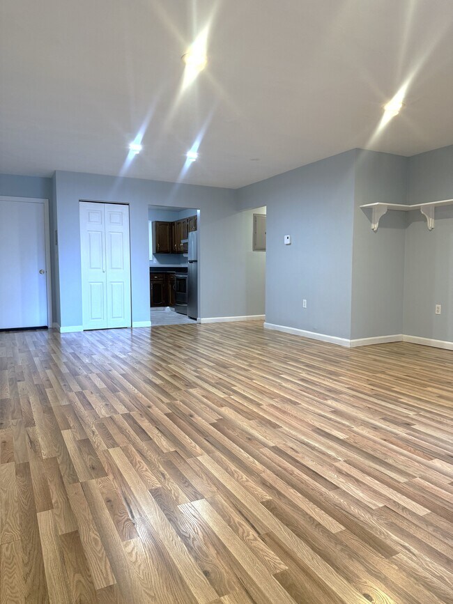 Foto del edificio - 83 Highwood Dr