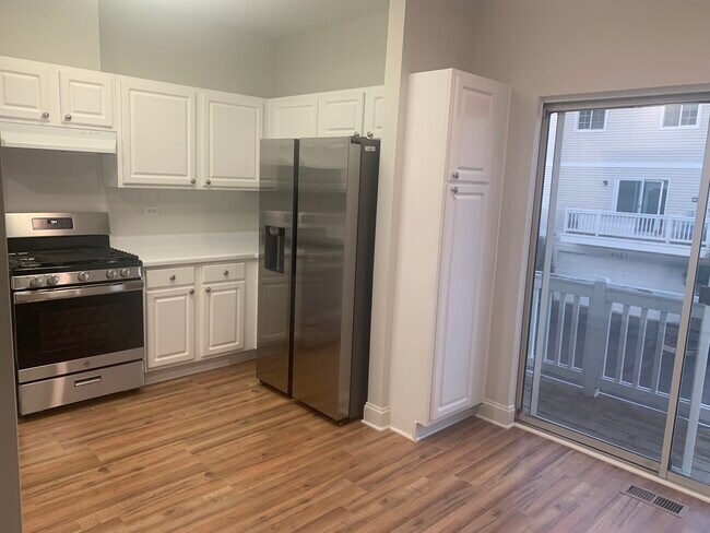 Foto del edificio - 9403 Harrison St