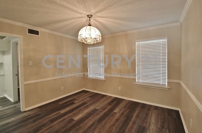 Foto del edificio - Charming 2-Story 3/2.5 in Grand Prairie Fo...