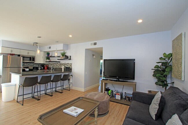 Foto del edificio - 760 E Cottonwood Rd