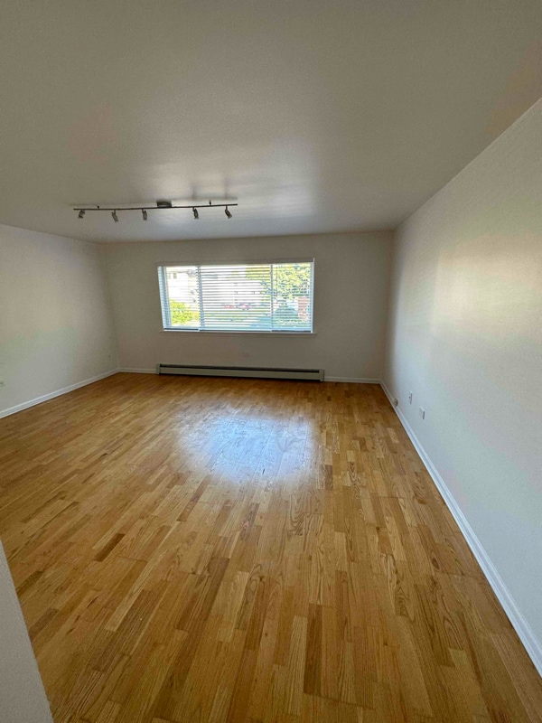 Building Photo - 286 8th St