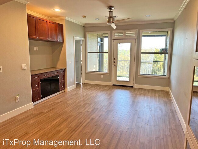 Building Photo - 2 br, 2 bath House - 500 Waters Edge #139