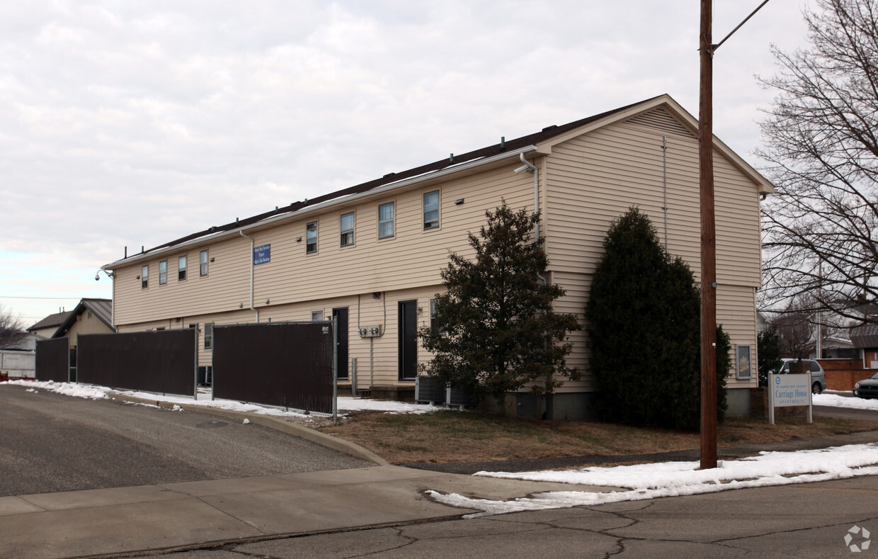 Primary Photo - Carriage House