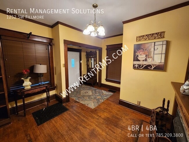 Building Photo - 1252 SW Fillmore-