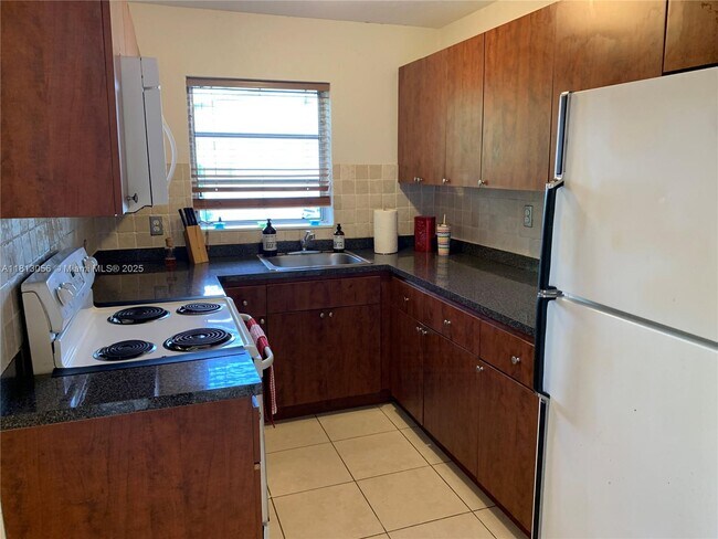 Foto del edificio - 2481 NW 178th Ter