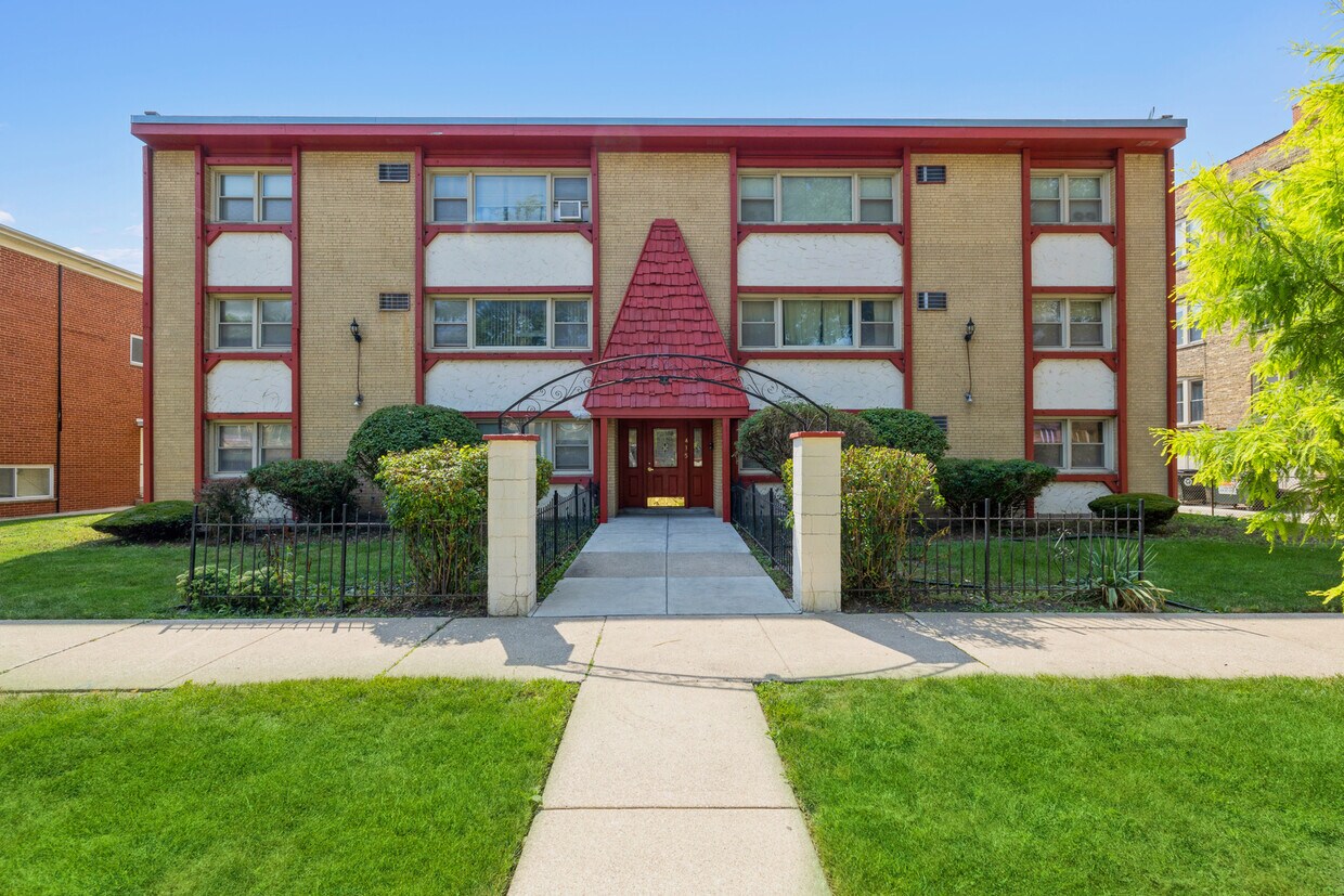 Primary Photo - 415 S Lombard Ave