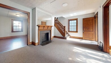 Building Photo - 258 S Portage Path