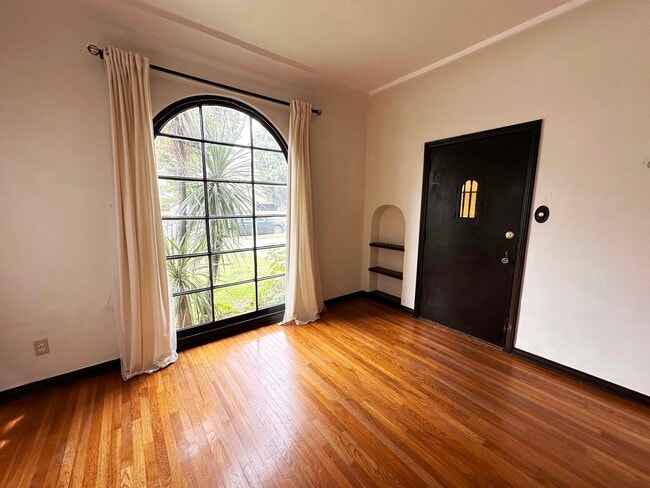 Living Room - 1340 E Harvard St