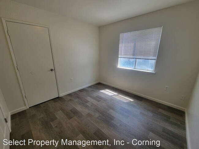Building Photo - 3 br, 1 bath House - 1469 4th Ave