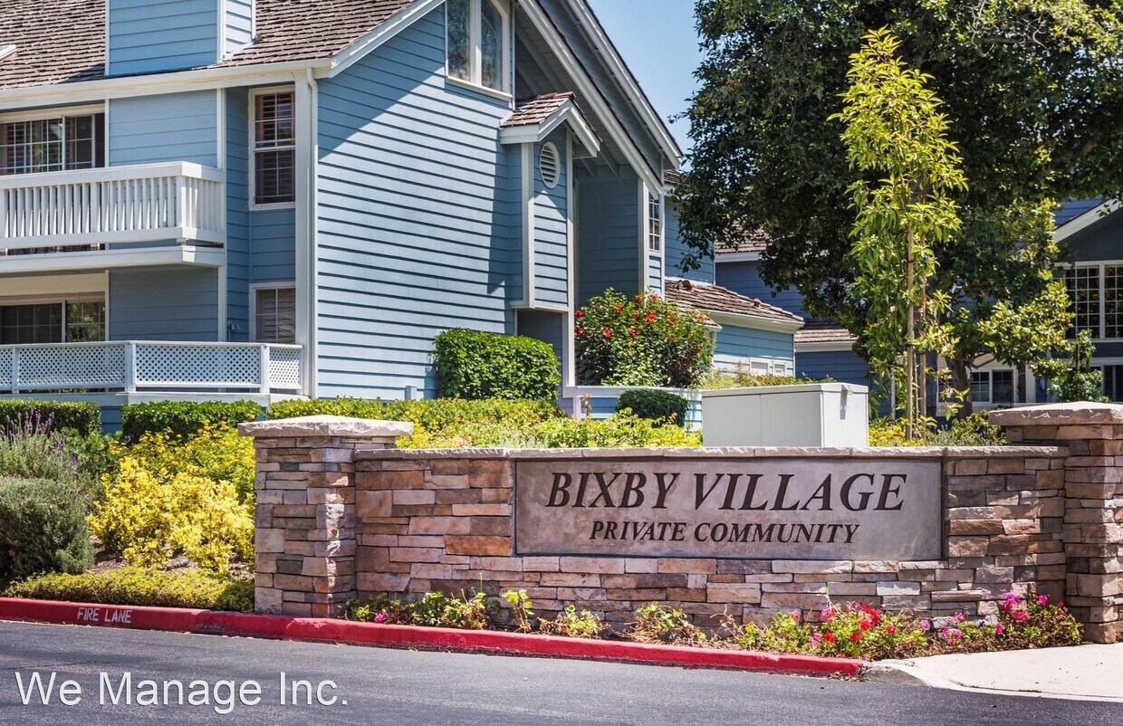 Primary Photo - 3 br, 3 bath House - 520 Medford Ct #103