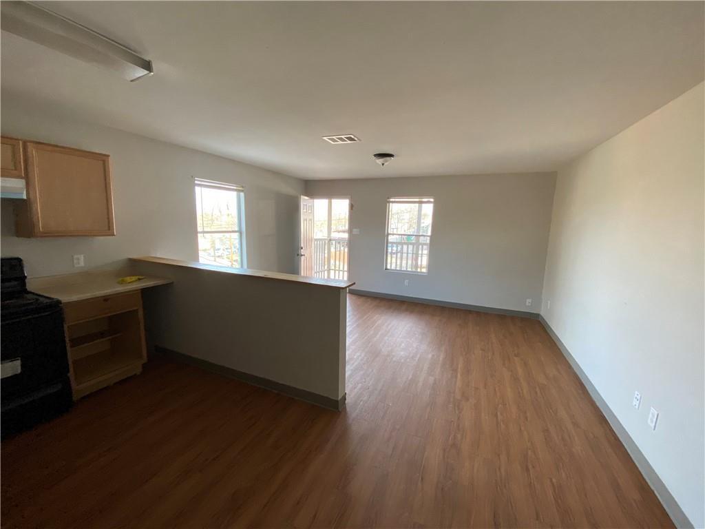Foto del edificio - 5806 Jacqueline Ln