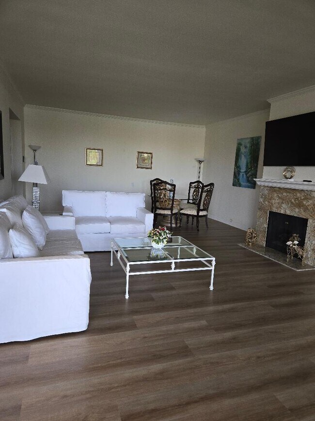 Foto del edificio - 899 Island Dr