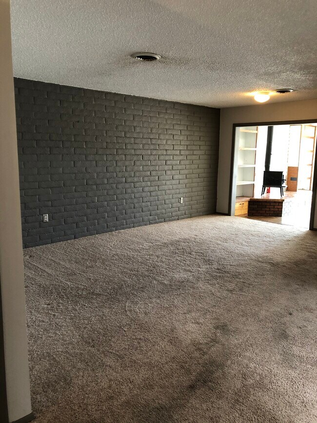 Building Photo - 2902 Majestic Rdg