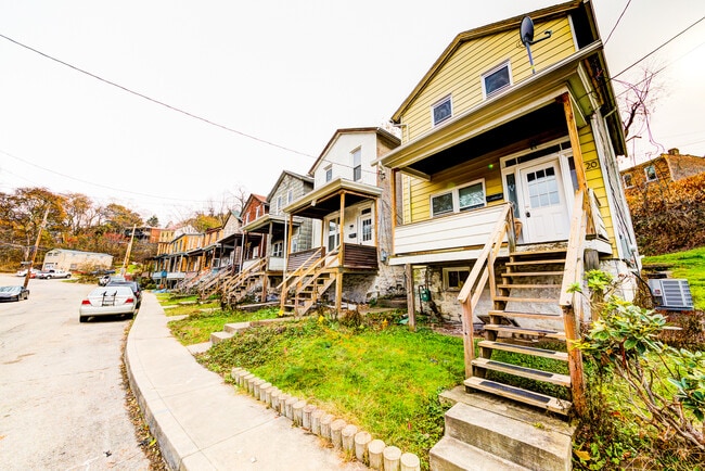 AVAILABLE JUNE 2026 - Updated 2 Bedroom, 1 Bath Home in Mt. Washington! - AVAILABLE JUNE 2026 - Updated 2 Bedroom, 1 Bath Home in Mt. Washington!