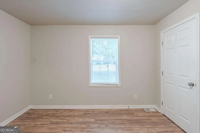 Photo - 3140 Delowe Dr House