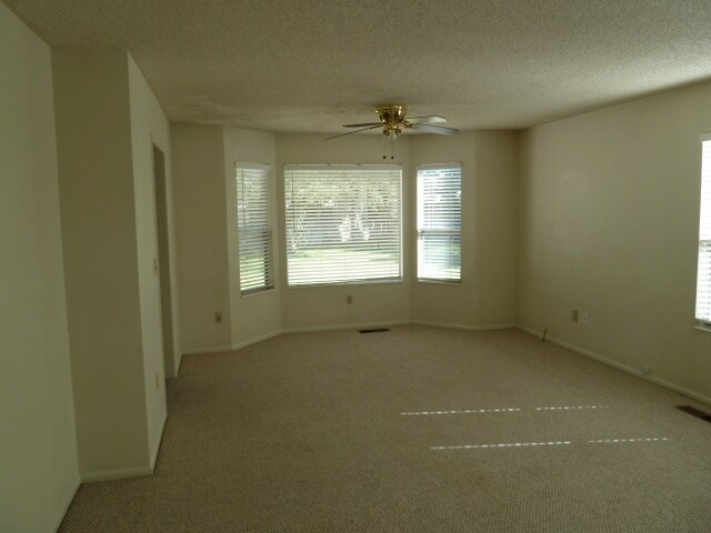 Building Photo - 1290 Antonio Ct