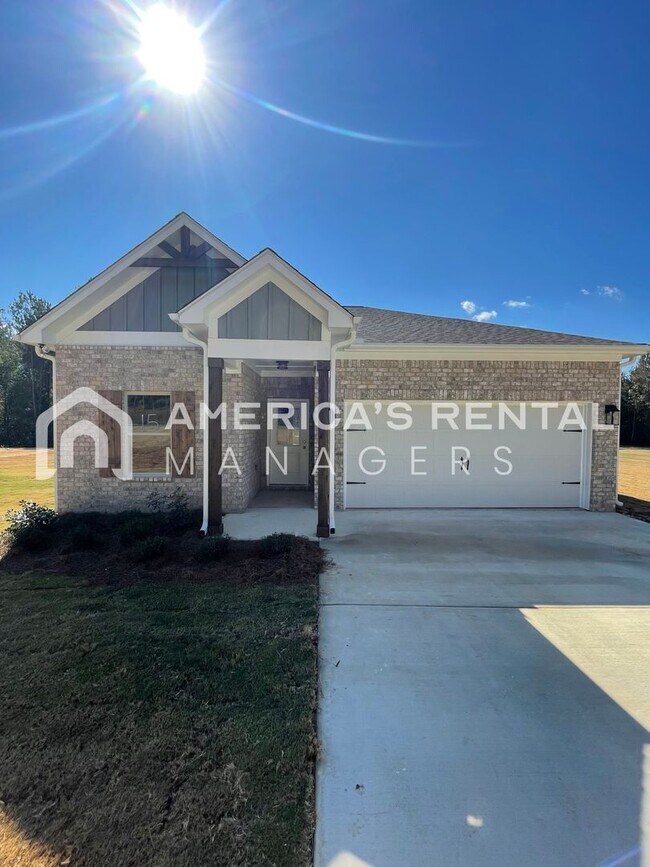 Building Photo - Home for Rent in Riverside, AL!!! Availabl...