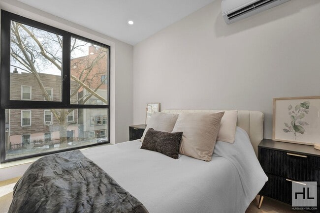 Building Photo - Frost Street #2