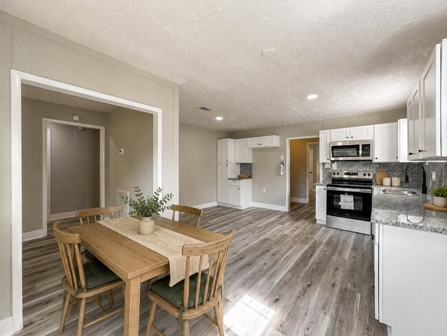 Foto del edificio - 429 17th Ave N