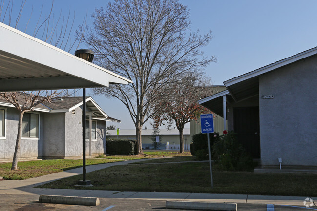 Building Photo - Orchard Apartments