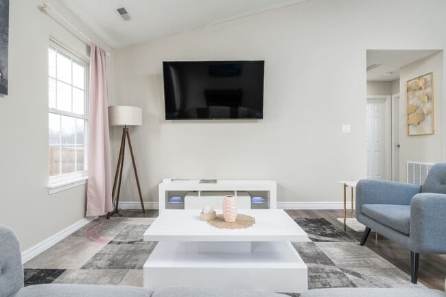 Avon North Condos for Rent - Avon, IN | Apartments.com - Explore Apartments For Rent In Avon