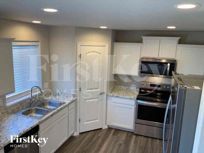 Foto del edificio - 11036 Rockcastle Dr