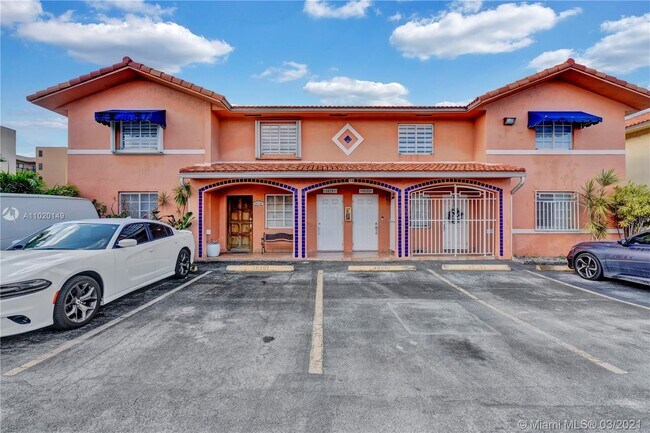 Building Photo - 10101 W Okeechobee Rd